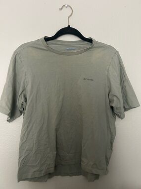 Columbia Short-Sleeve Crew Tee - Sage/Light Green Womens Size Medium
